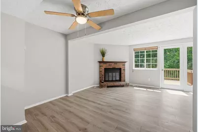 8759 Kanawha Court, Lorton, VA 22079 - Photo 10