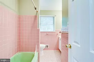 1934 Mcfall St, McLean, VA 22101 - Photo 2