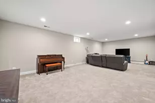 9932 Clearfield Ave, Vienna, VA 22181 - Photo 68