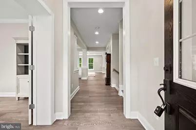 9932 Clearfield Avenue, Vienna, VA 22181 - Photo 6