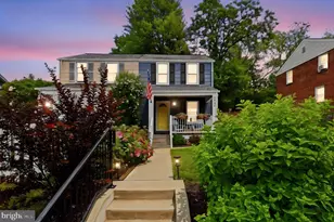 5865 Edgehill Dr, Alexandria, VA 22303 - Photo 2