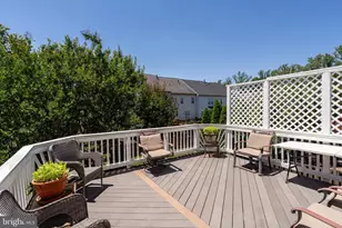 12753 Heron Ridge Dr, Fairfax, VA 22030 - Photo 8