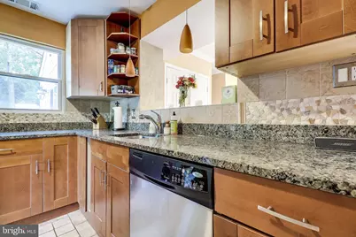 8113 Carlyle Place, Alexandria, VA 22308 - Photo 16