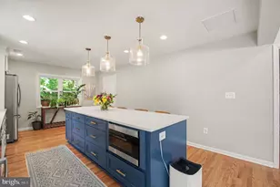 6417 Berkshire Dr, Alexandria, VA 22310 - Photo 6