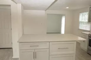 8406 Woodford Ct, Vienna, VA 22182 - Photo 10