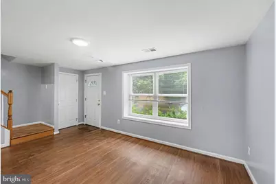 8309 Pondside Terrace, Alexandria, VA 22309 - Photo 6
