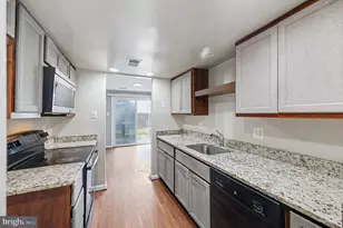 8309 Pondside Terrace, Alexandria, VA 22309 - Photo 8