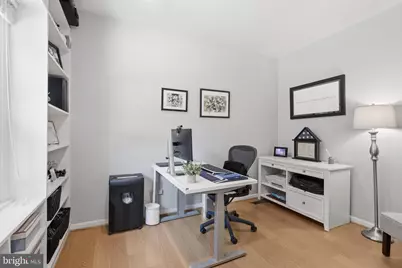 13607 White Barn Lane, Herndon, VA 20171 - Photo 16