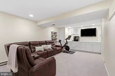 13607 White Barn Lane, Herndon, VA 20171 - Photo 38