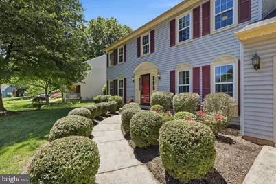 13607 White Barn Lane, Herndon, VA 20171 - Photo 4