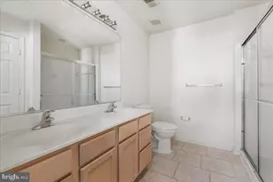 2536 Logan Wood Dr, Herndon, VA 20171 - Photo 12