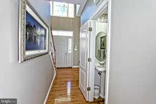 4083 Walnut Cove Cir, Fairfax, VA 22033 - Photo 12