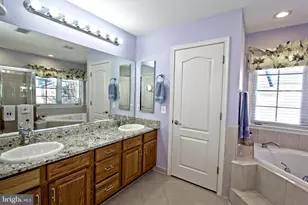 4083 Walnut Cove Cir, Fairfax, VA 22033 - Photo 22