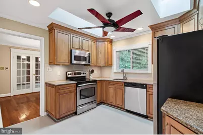 7614 Woodridge Circle, Alexandria, VA 22308 - Photo 12