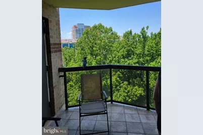 8370 Greensboro Drive #908, McLean, VA 22102 - Photo 2