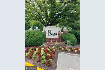12945 Centre Park Circle #303, Herndon, VA 20171 - Photo 2