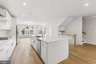 4762 Tatum Ml Wy, Chantilly, VA 20151 - Photo 4