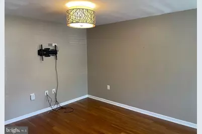 5453 New London Park Drive, Fairfax, VA 22032 - Photo 6