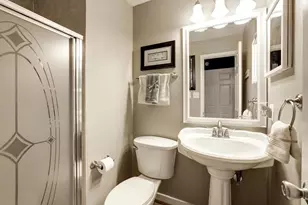 13915 Gunners Pl, Centreville, VA 20121 - Photo 6