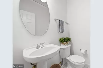 8656 Royal Worcester Lane, Fairfax, VA 22031 - Photo 34