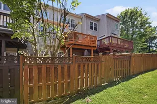 8656 Royal Worcester Ln, Fairfax, VA 22031 - Photo 42