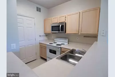 1591 Spring Gate Drive #3216, McLean, VA 22102 - Photo 4