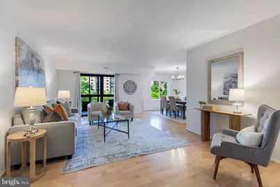 8360 Greensboro Drive #307, McLean, VA 22102 - Photo 12