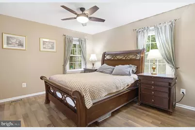 8402 Uxbridge Court, Springfield, VA 22151 - Photo 8