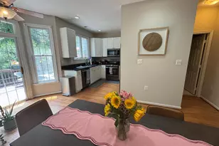 1338 Park Garden Ln, Reston, VA 20194 - Photo 6