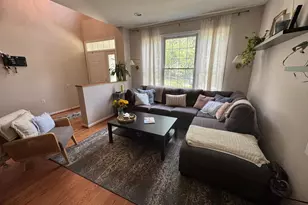 1338 Park Garden Ln, Reston, VA 20194 - Photo 2