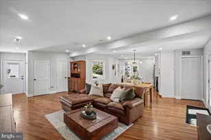 6924 Duke Dr, Alexandria, VA 22307 - Photo 16