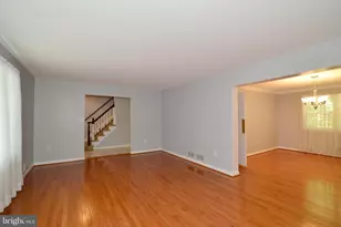 1317 Forestwood Dr, McLean, VA 22101 - Photo 28