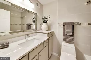 8825 Stark Rd, Annandale, VA 22003 - Photo 32