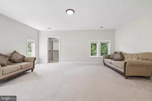 12304 Popes Head Rd, Fairfax, VA 22030 - Photo 58