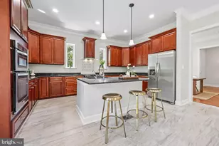 12304 Popes Head Rd, Fairfax, VA 22030 - Photo 20