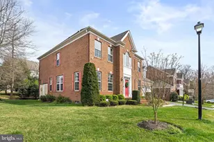 4561 Rona Pl, Fairfax, VA 22030 - Photo 4