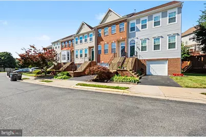 14651 Seasons Drive, Centreville, VA 20120 - Photo 2
