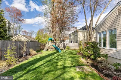 205 Tapawingo Road SW, Vienna, VA 22180 - Photo 32