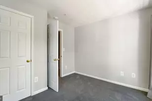 1918 Crescent Park Dr, Reston, VA 20190 - Photo 16