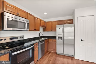 4122 Winter Harbor Court, Chantilly, VA 20151 - Photo 14