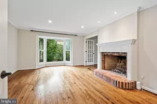 6506 Bellamine Ct, McLean, VA 22101 - Photo 4