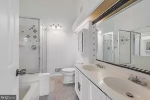 13240 Grand Jct Dr, Fairfax, VA 22033 - Photo 10