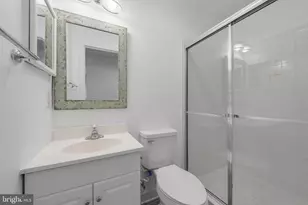 13240 Grand Jct Dr, Fairfax, VA 22033 - Photo 18