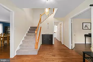 4408 Galesbury Ln, Chantilly, VA 20151 - Photo 4