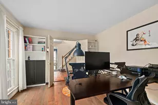 4408 Galesbury Ln, Chantilly, VA 20151 - Photo 8