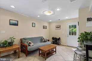 3105 Elmwood Dr, Alexandria, VA 22303 - Photo 22