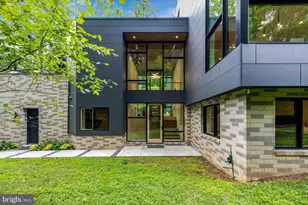 7815 Old Falls Rd, McLean, VA 22102 - Photo 102