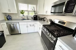 6579 Grange Ln, Alexandria, VA 22315 - Photo 4
