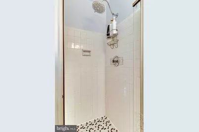6519 Engel Drive, McLean, VA 22101 - Photo 38