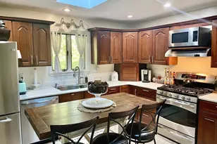 1036 Carper St, McLean, VA 22101 - Photo 6